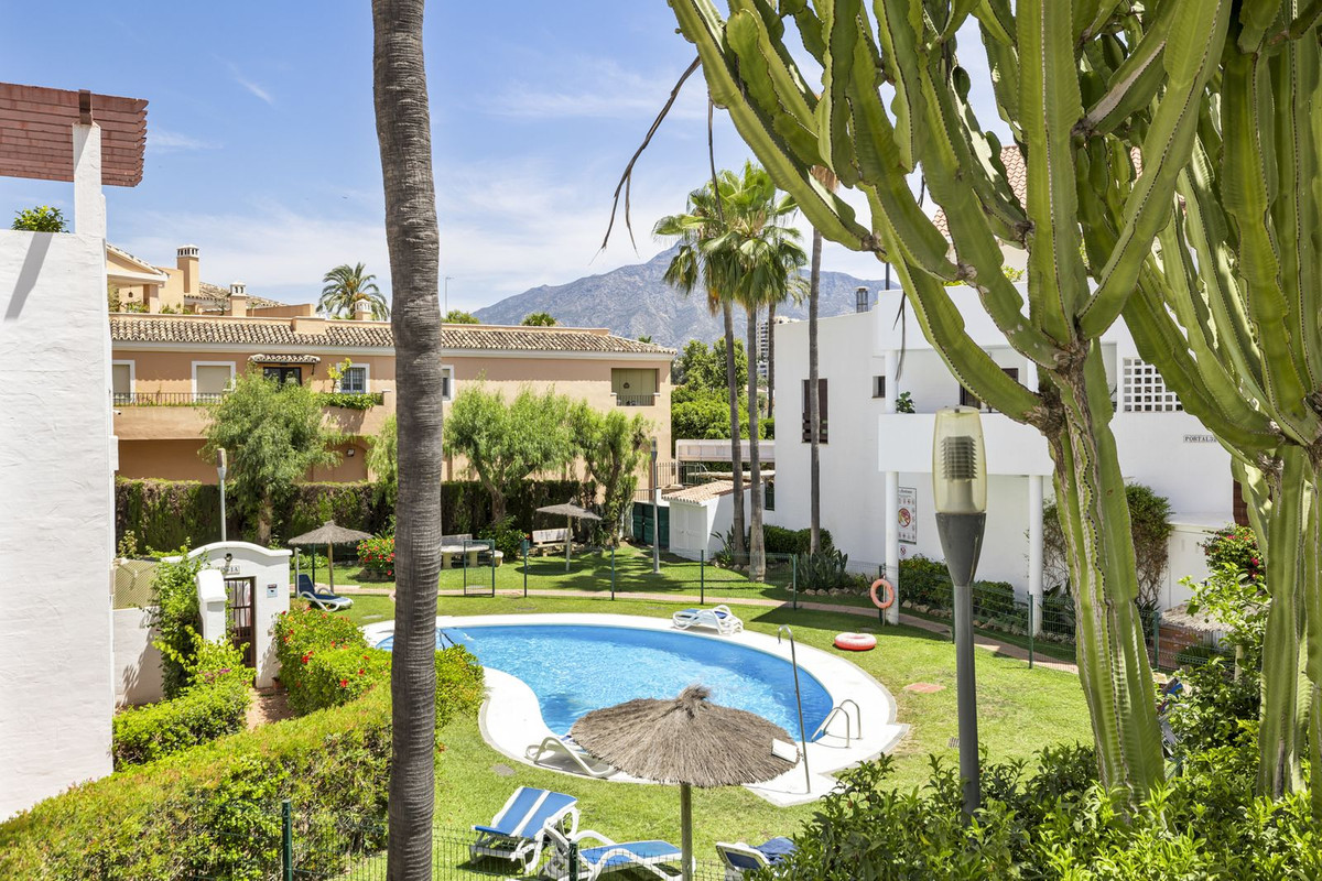 Communal gardens and pool terrace, La Maestranza, Nueva Andalucía